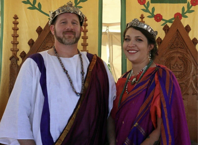 King and Queen Annora- Regina Occidentalis and Heinrich- Rex Occidentalis, photo courtesy of westkingdom.org