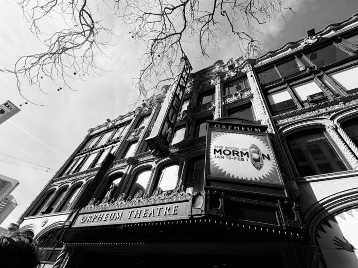 The entrance to the theatre before the show, Gaby Alessi /The Scribe